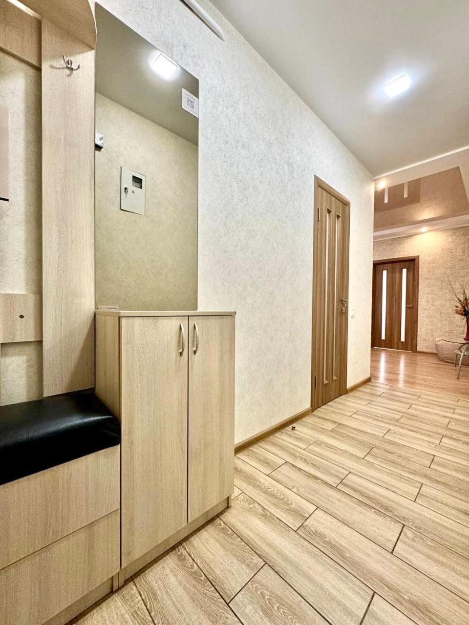 Apartpoltava Витончені Апартаменти Біля Лялькового Театру, Звітна Документація Для Відрядження, Банківський Чек Exterior photo